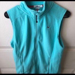 Vineyard vines vest